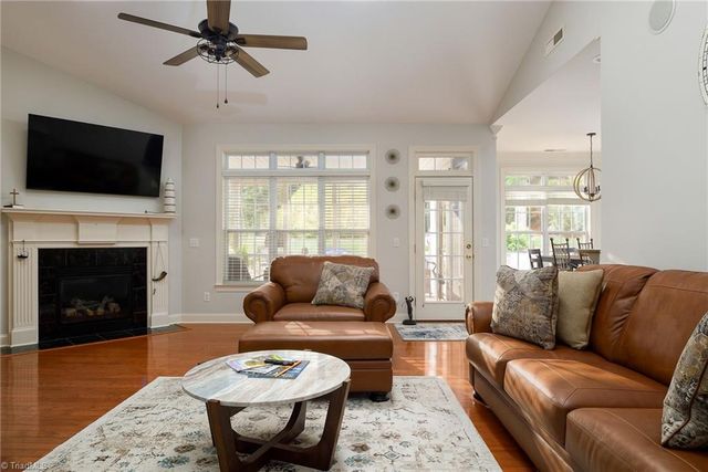 1007 Muirfield Avenue, Clemmons, NC 27012