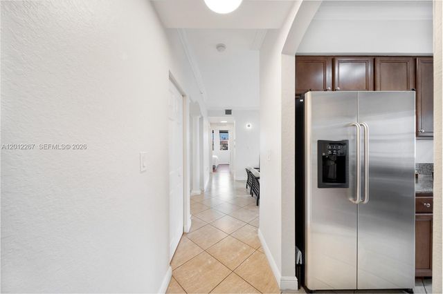 9021 SW 94th St 310, Miami, FL 33176