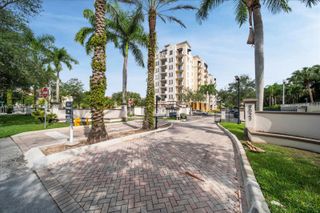 9021 SW 94th St 310, Miami, FL 33176