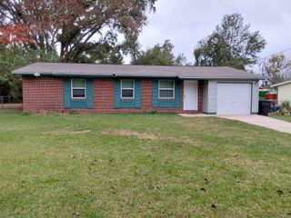 306 Lancaster Drive, Tallahassee, FL 32304