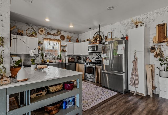 2640 Morgan Drive, Dallas, TX 75241