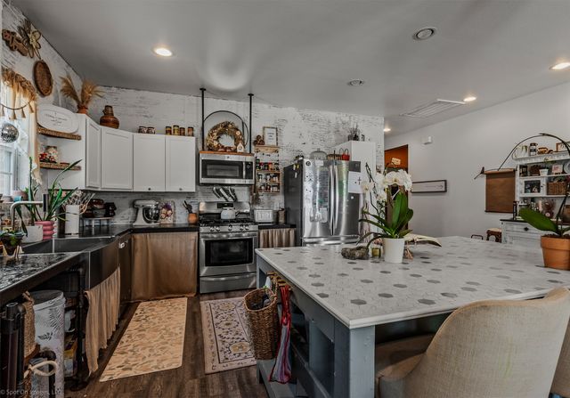 2640 Morgan Drive, Dallas, TX 75241