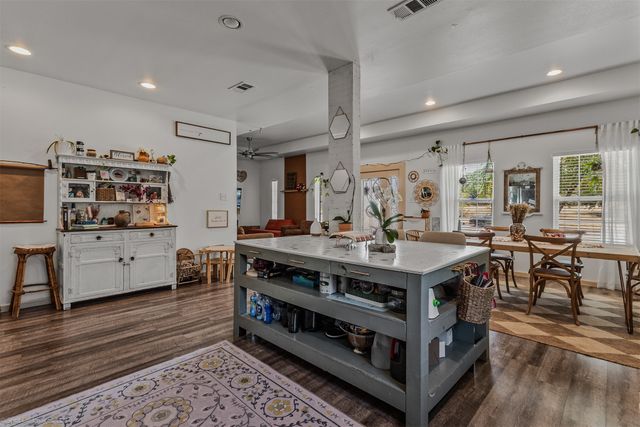 2640 Morgan Drive, Dallas, TX 75241