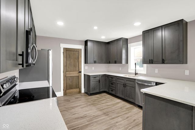 2836 N Michigan Road, Shelbyville, IN 46176