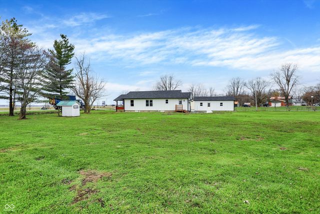 2836 N Michigan Road, Shelbyville, IN 46176