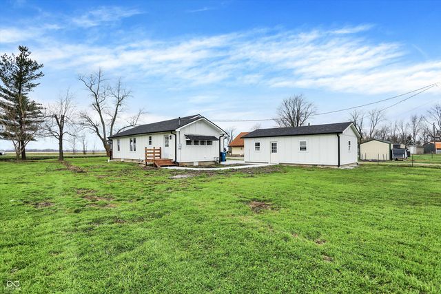 2836 N Michigan Road, Shelbyville, IN 46176