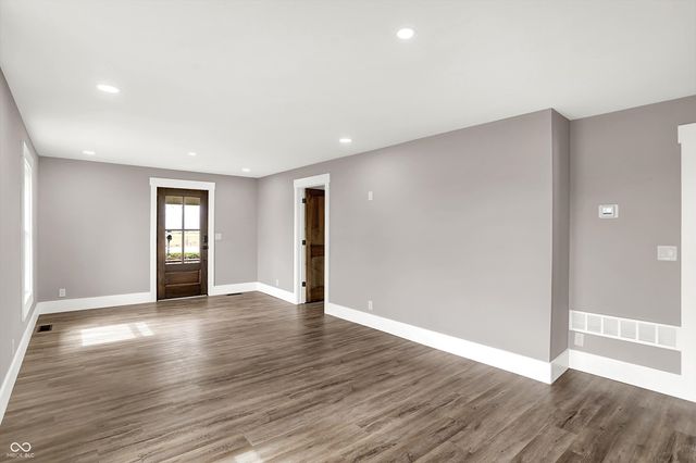 2836 N Michigan Road, Shelbyville, IN 46176