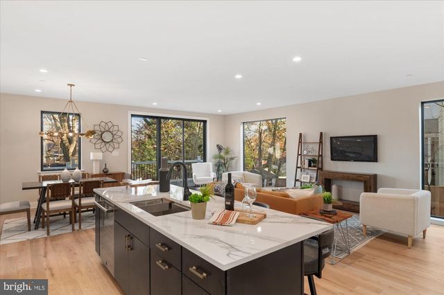 5445 33RD ST NW, Washington, DC 20015