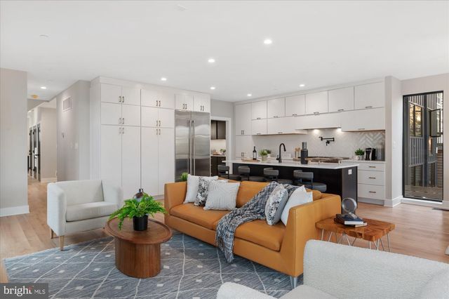 5445 33RD ST NW, Washington, DC 20015