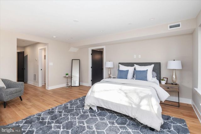 5445 33RD ST NW, Washington, DC 20015