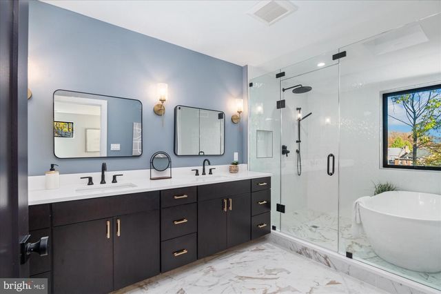 5445 33RD ST NW, Washington, DC 20015