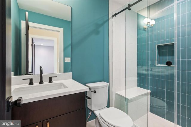 5445 33RD ST NW, Washington, DC 20015