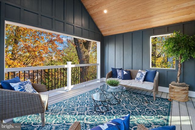 5445 33RD ST NW, Washington, DC 20015