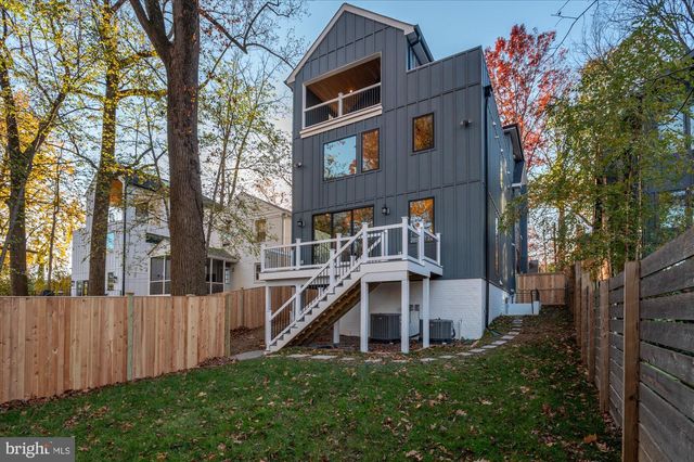 5445 33RD ST NW, Washington, DC 20015