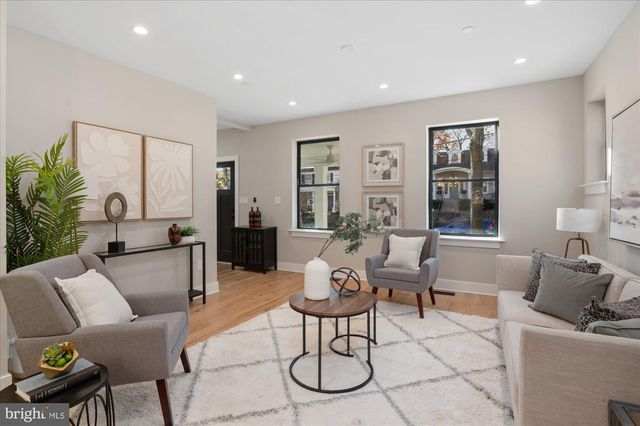 5445 33RD ST NW, Washington, DC 20015