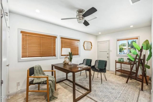 1712 N Lincoln Street, Burbank, CA 91506