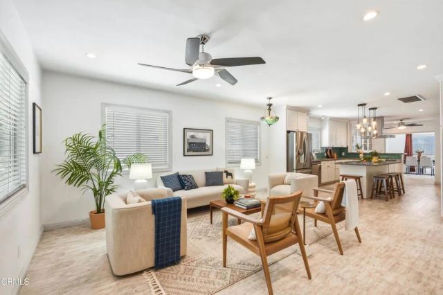 1712 N Lincoln Street, Burbank, CA 91506