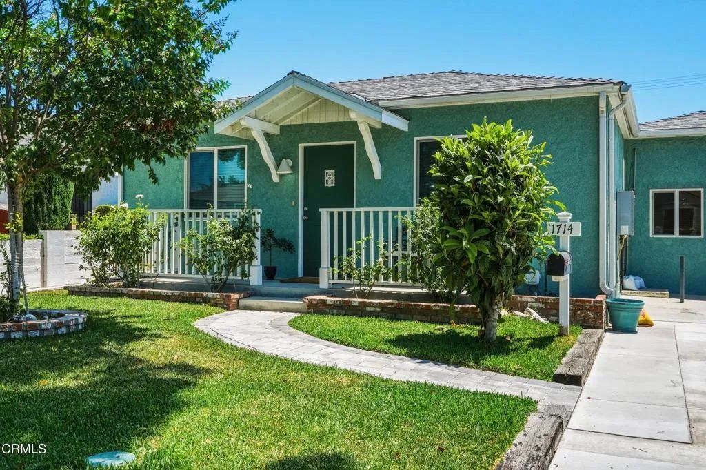 1712 N Lincoln Street, Burbank, CA 91506