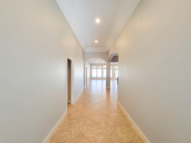 106 Colina Vista Way, Montgomery, TX 77316