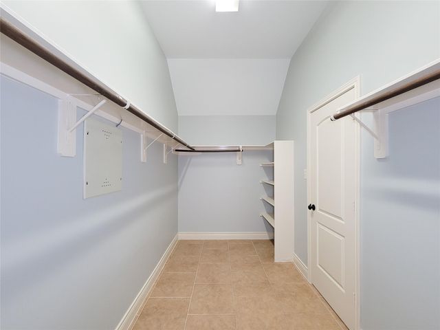 106 Colina Vista Way, Montgomery, TX 77316