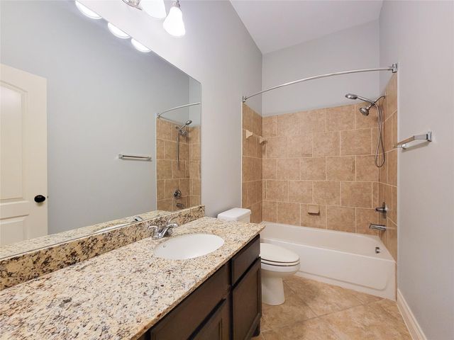 106 Colina Vista Way, Montgomery, TX 77316