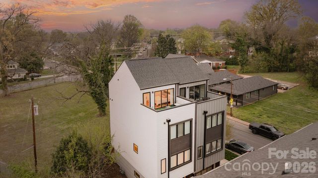 1935 W Trade Street, Charlotte, NC 28216