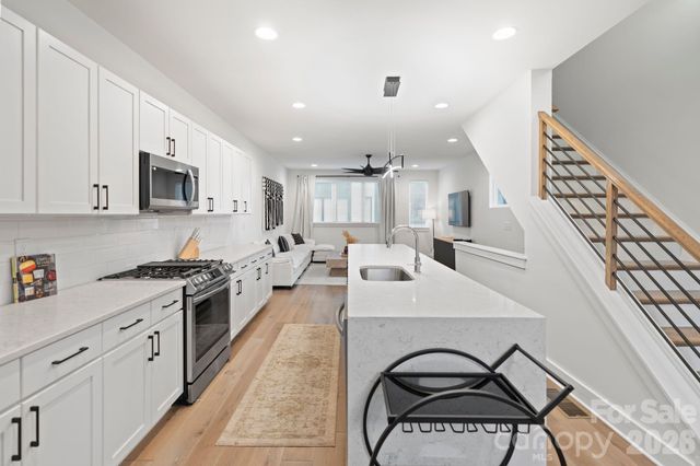 1935 W Trade Street, Charlotte, NC 28216