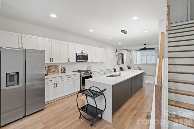 1935 W Trade Street, Charlotte, NC 28216