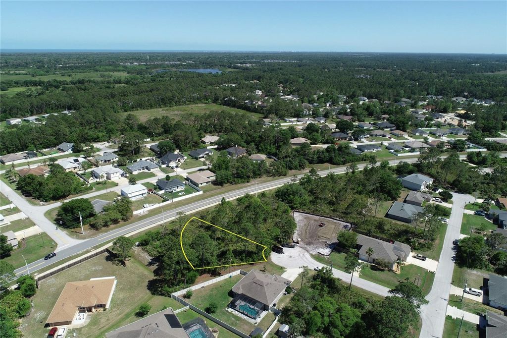 Image 2 of property listing at 5 SERIEMA COURT, Palm Coast, FL 32164