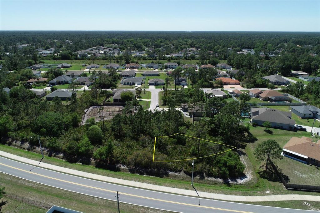 Image 3 of property listing at 5 SERIEMA COURT, Palm Coast, FL 32164