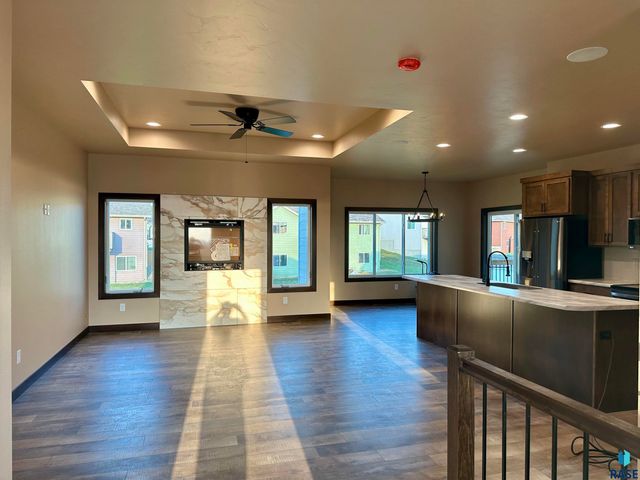 128 Skyline Dr Drive, Valley Springs, SD 57068