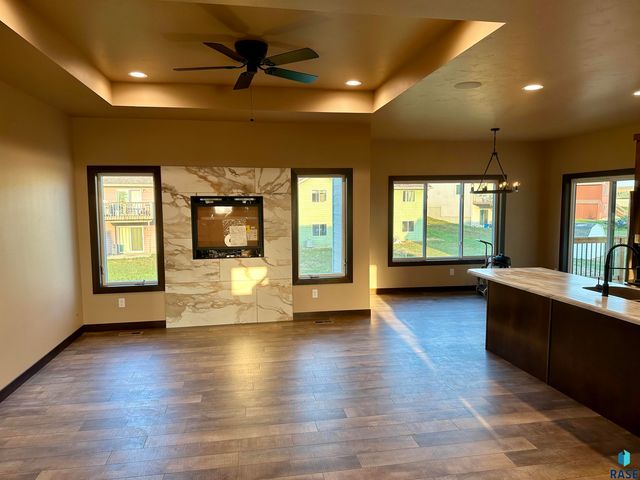 128 Skyline Dr Drive, Valley Springs, SD 57068