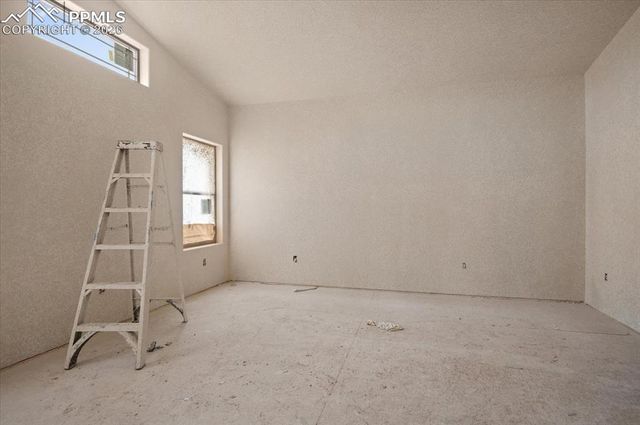 366 N Desert Cove Drive, Pueblo West, CO 81007