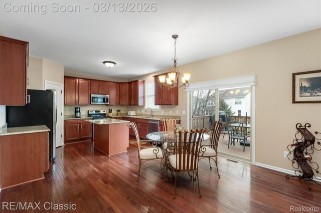 57779 Cider Mill Drive, Lyon Charter Township, MI 48165