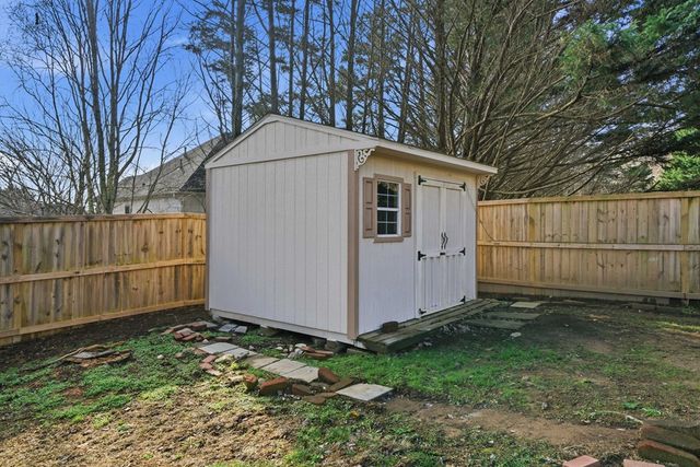 18 Arbor Hills Road N, Talking Rock, GA 30175