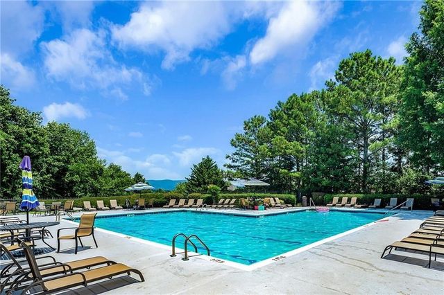 18 Arbor Hills Road N, Talking Rock, GA 30175