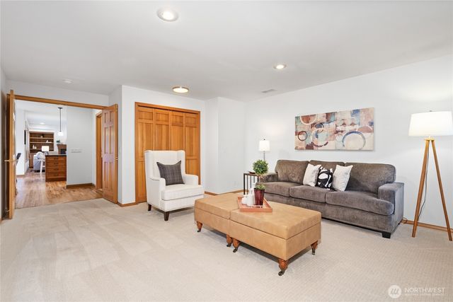 45714 SE 139th Place, North Bend, WA 98045