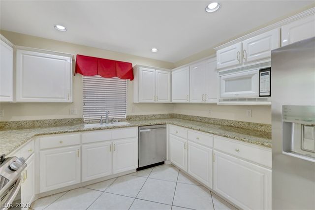 10931 Fintry Hills Street, Las Vegas, NV 89141