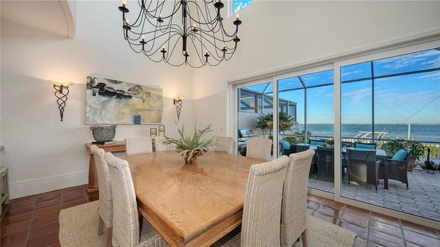 3530 MISTLETOE LANE, Longboat Key, FL 34228