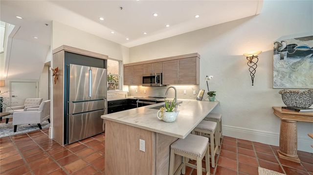 3530 MISTLETOE LANE, Longboat Key, FL 34228