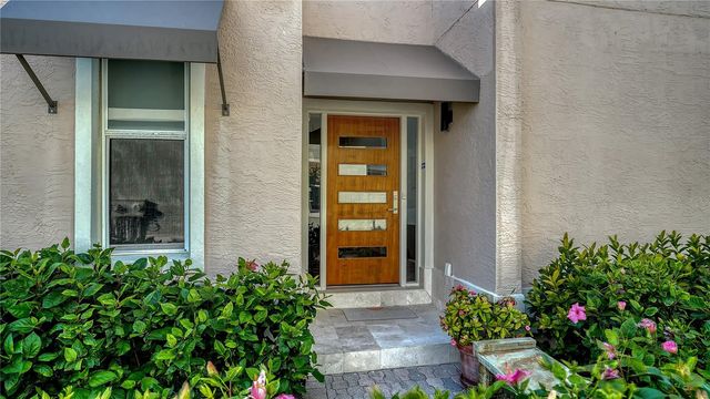 3530 MISTLETOE LANE, Longboat Key, FL 34228