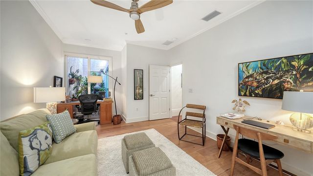 3530 MISTLETOE LANE, Longboat Key, FL 34228