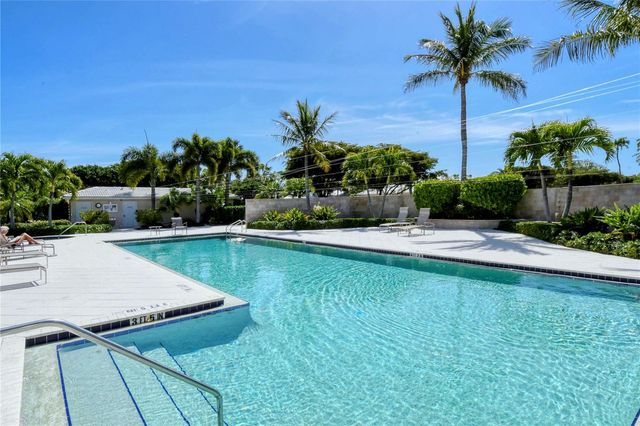 3530 MISTLETOE LANE, Longboat Key, FL 34228