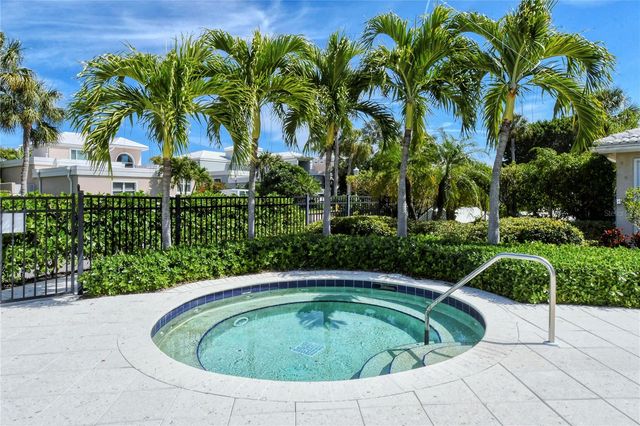 3530 MISTLETOE LANE, Longboat Key, FL 34228