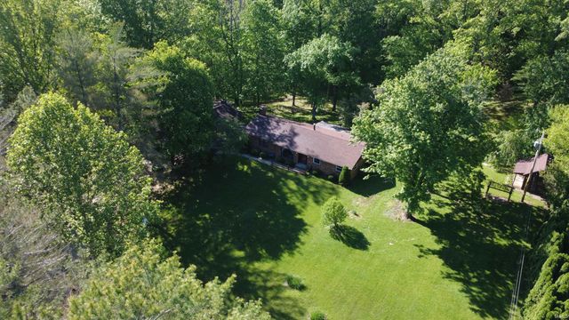 982 E Coonpath Road, Spencer, IN 47460