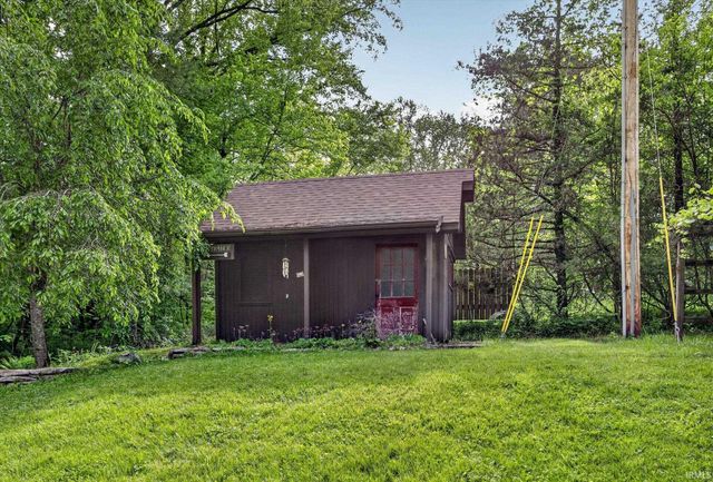 982 E Coonpath Road, Spencer, IN 47460