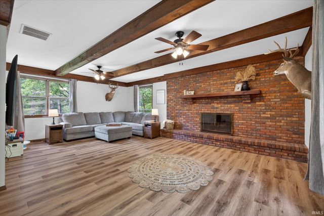 982 E Coonpath Road, Spencer, IN 47460