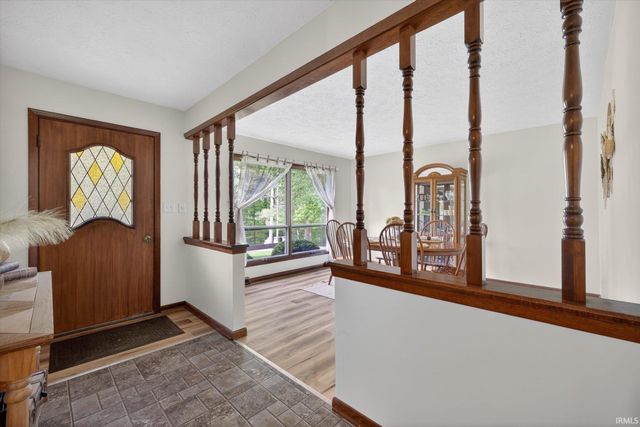 982 E Coonpath Road, Spencer, IN 47460