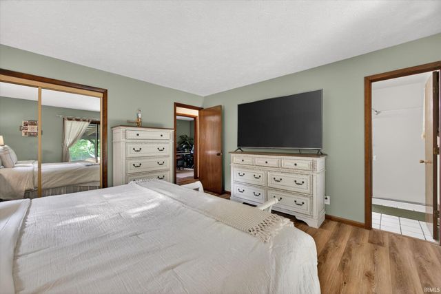 982 E Coonpath Road, Spencer, IN 47460