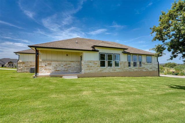 101 Olympia Hills CT, Kingsland, TX 78639